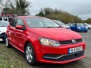 2015 - Volkswagen Polo Automatic