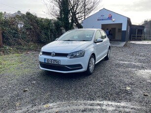 2015 - Volkswagen Polo Automatic