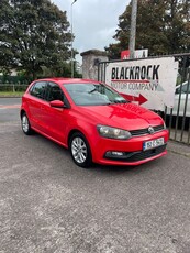 2015 - Volkswagen Polo Manual