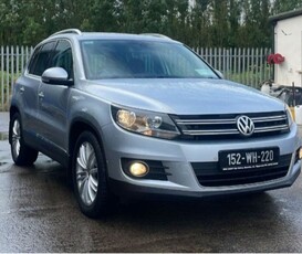 2015 - Volkswagen Tiguan Manual