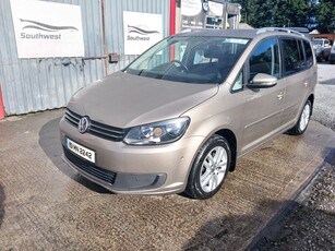 2015 - Volkswagen Touran Manual