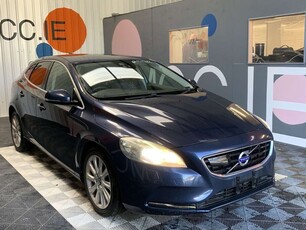 2015 - Volvo V40 Automatic