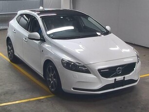 2015 - Volvo V40 Automatic