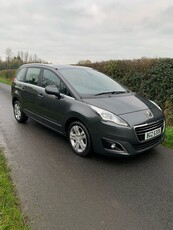 2016 - Peugeot 5008 Manual