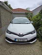 2016 - Toyota Auris Manual