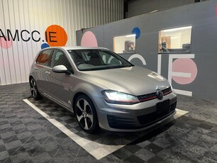 2016 - Volkswagen Golf Automatic