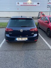 2016 - Volkswagen Golf Manual