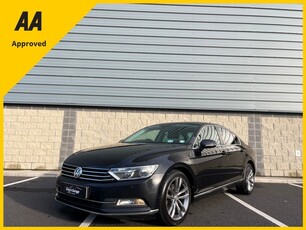 2016 - Volkswagen Passat Manual