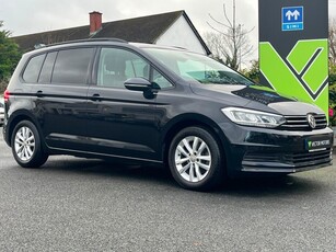 2016 - Volkswagen Touran Automatic