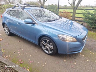 2016 - Volvo V40 Automatic