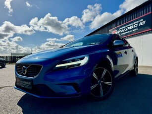 2016 - Volvo V40 Manual