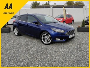 2017 - Ford Focus Manual