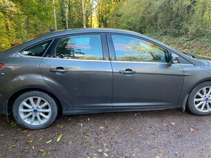 2017 - Ford Focus Manual