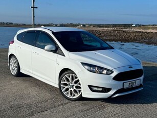 2017 - Ford Focus Manual