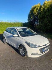 2017 - Hyundai i20 Manual