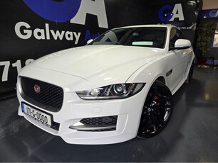 2017 - Jaguar XE Manual