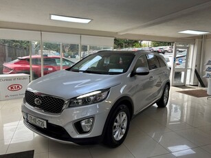 2017 - Kia Sorento Manual