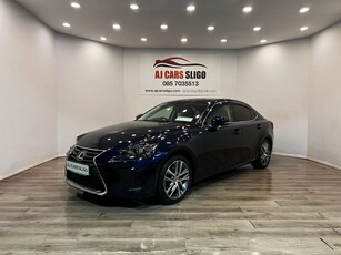 2017 - Lexus IS Automatic