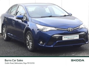 2017 - Toyota Avensis Manual