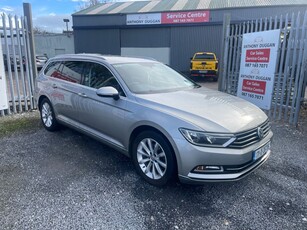 2017 - Volkswagen Passat Manual