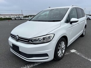 2017 - Volkswagen Touran Automatic