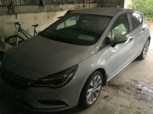 2018 - Opel Astra Manual