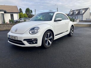 2018 - Volkswagen Beetle Manual