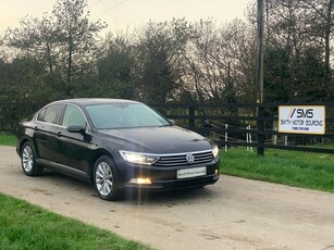 2018 - Volkswagen Passat Manual