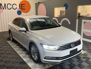 2019 - Volkswagen Passat Automatic