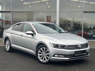 2019 - Volkswagen Passat Manual