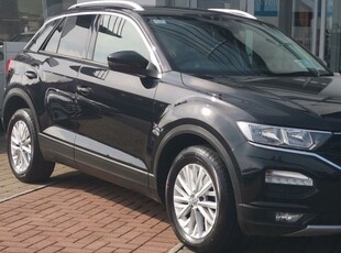 2019 - Volkswagen T-Roc Manual