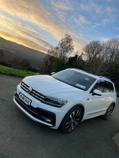 2019 - Volkswagen Tiguan Manual