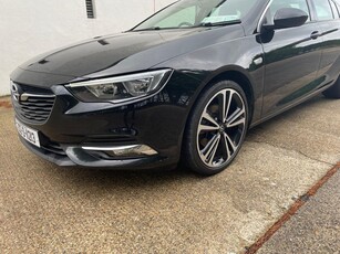 2020 - Opel Insignia Manual