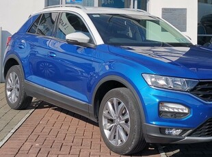 2020 - Volkswagen T-Roc Manual