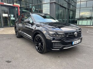 2020 - Volkswagen Touareg Automatic