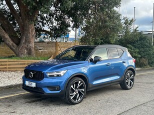 2020 - Volvo XC40 Automatic