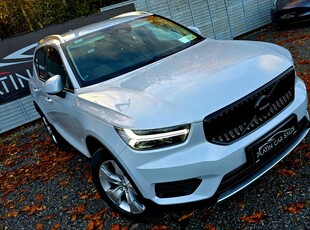 2020 - Volvo XC40 Manual