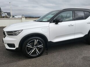 2021 - Volvo XC40 Automatic