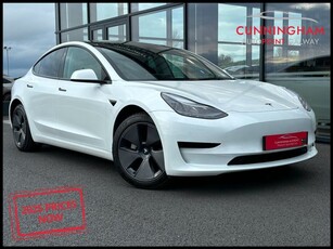 2022 - Tesla Model 3 Automatic