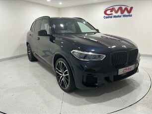 2023 - BMW X5 Automatic