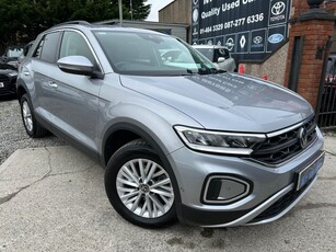 2023 - Volkswagen T-Roc Manual