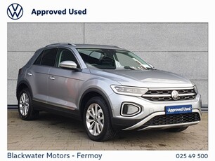 2024 - Volkswagen T-Roc Manual