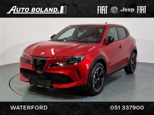 2025 - Alfa Romeo Junior Automatic