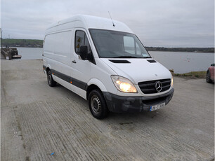 MERCEDES-BENZ SPRINTER