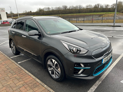 2021 (211) Kia Niro