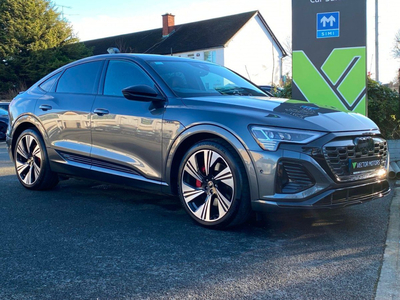 2023 (231) Audi Q8 e-tron