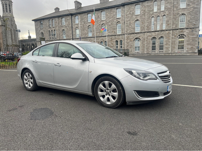 OPEL INSIGNIA