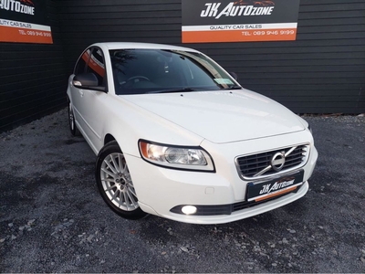 2012 (12) Volvo S40