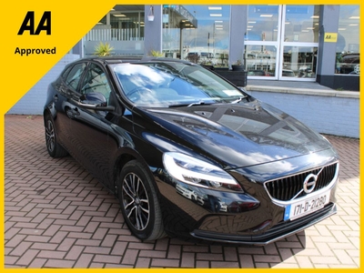 2017 (171) Volvo V40