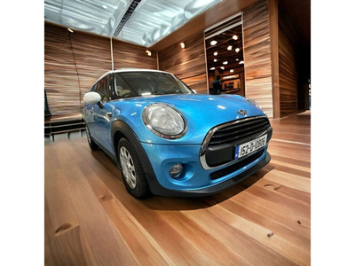 MINI HATCH